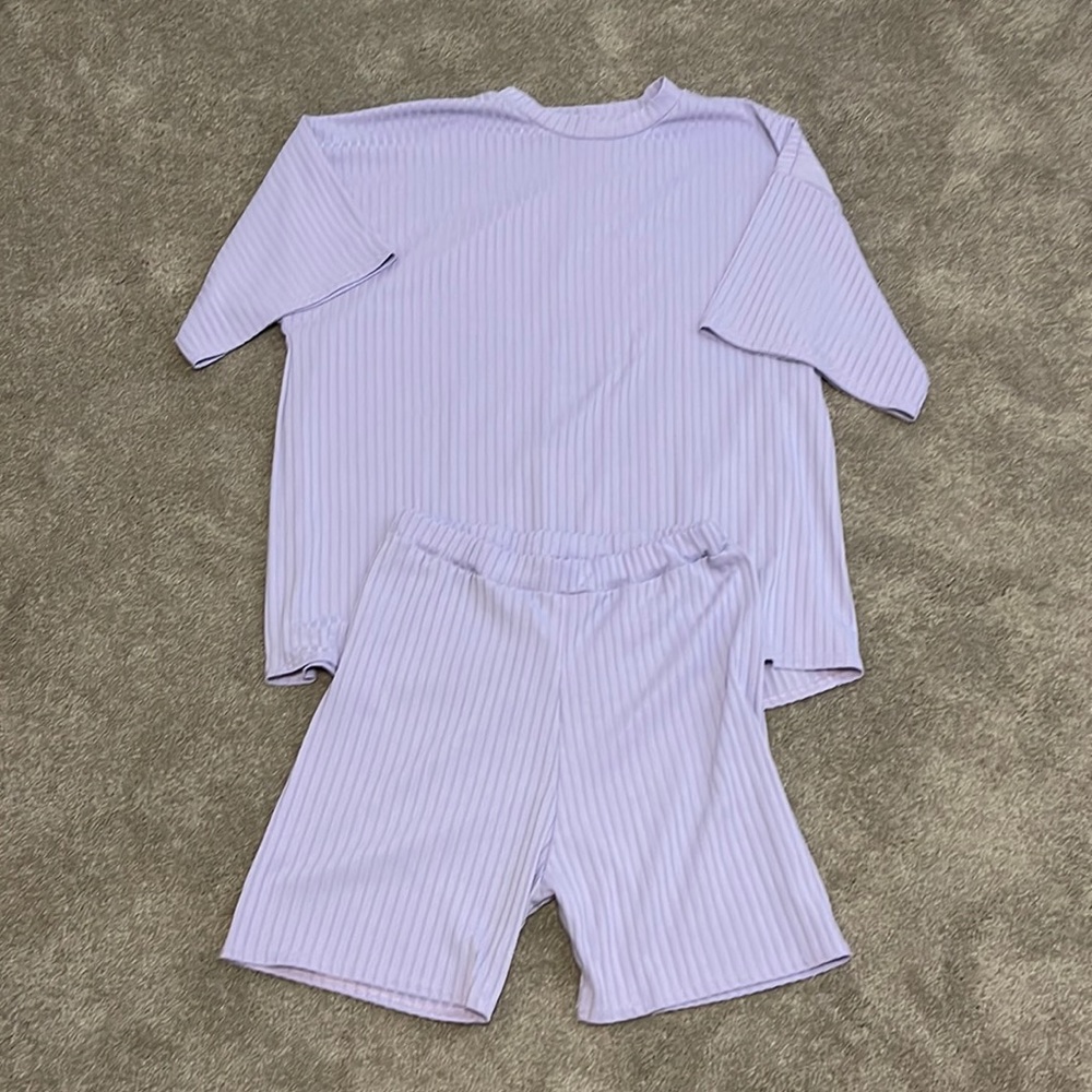 Lavender Missguided Set- bike short and oversized tee